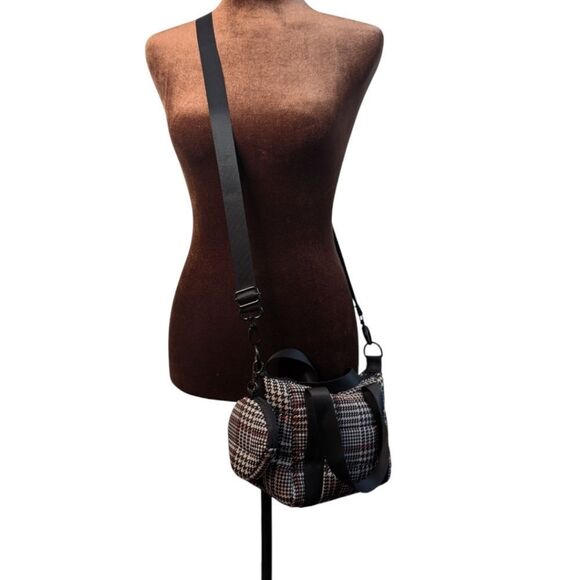 Fun Nano Puffer Herringbone Mini Tote Bag With Pouch - Picture 5 of 15